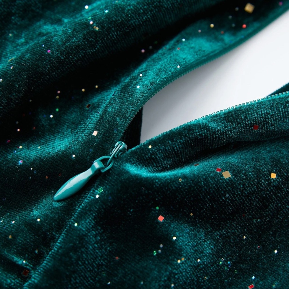 Sparkly Deep Green Velvet Deep V High Slit Midi Dress Long Sleeve - Picture 10 of 14